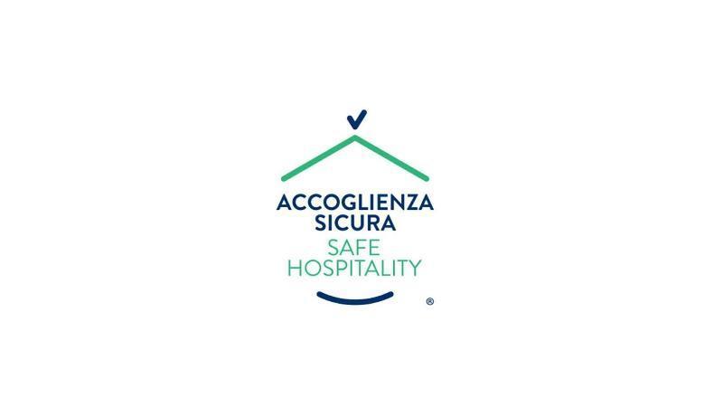 Hotel Ambra Lignano Sabbiadoro Bagian luar foto